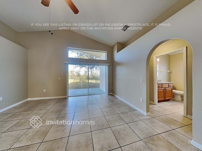 Building Photo - 971 Kenbar St