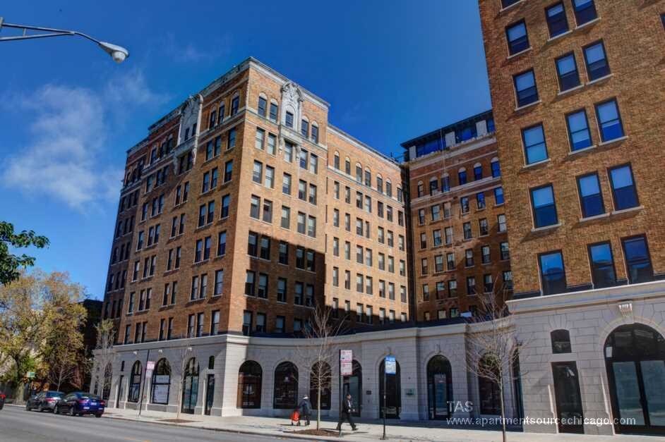 Primary Photo - 1 BR in Uptown! Near red line!