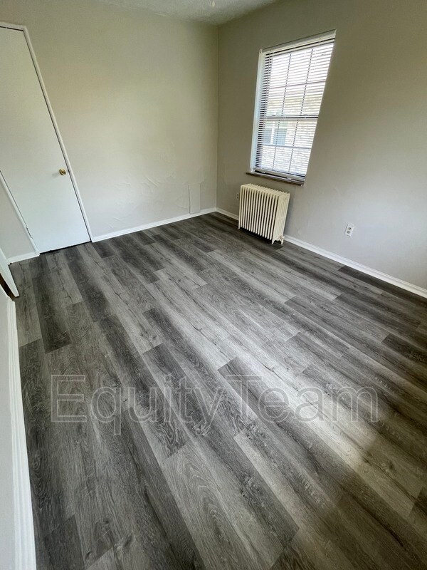 Building Photo - 550 Forrer Blvd