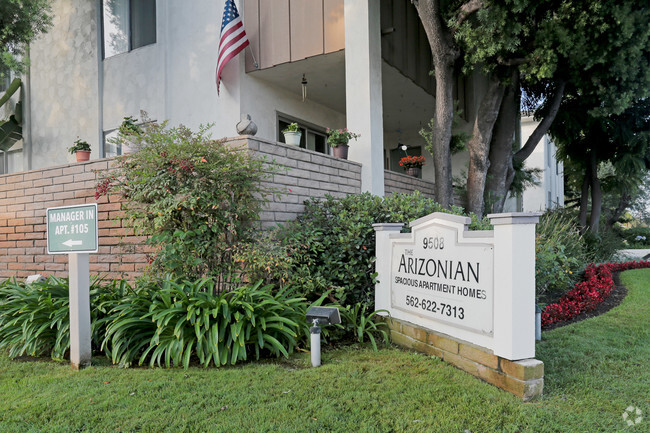 Foto del edificio - Arizonian Apartments