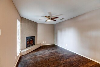 Building Photo - 5404 Atascosa Dr