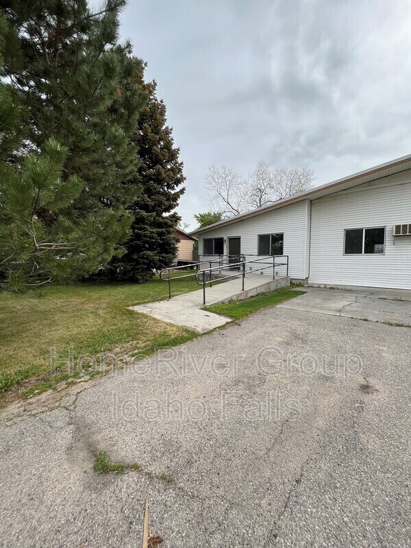 550 N 3rd W St, Rigby, ID 83442 House for Rent in Rigby, ID