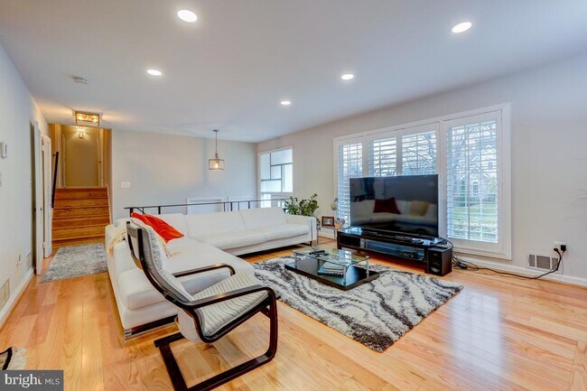 Foto del edificio - 6307 Tulsa Ln