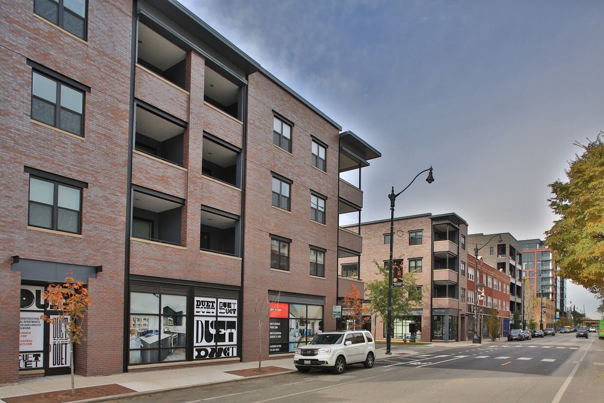 Foto principal - 909 W Montana St