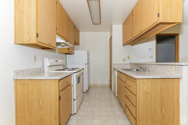 2HAB, 2BA - 882 ft² - Sunrise Oaks