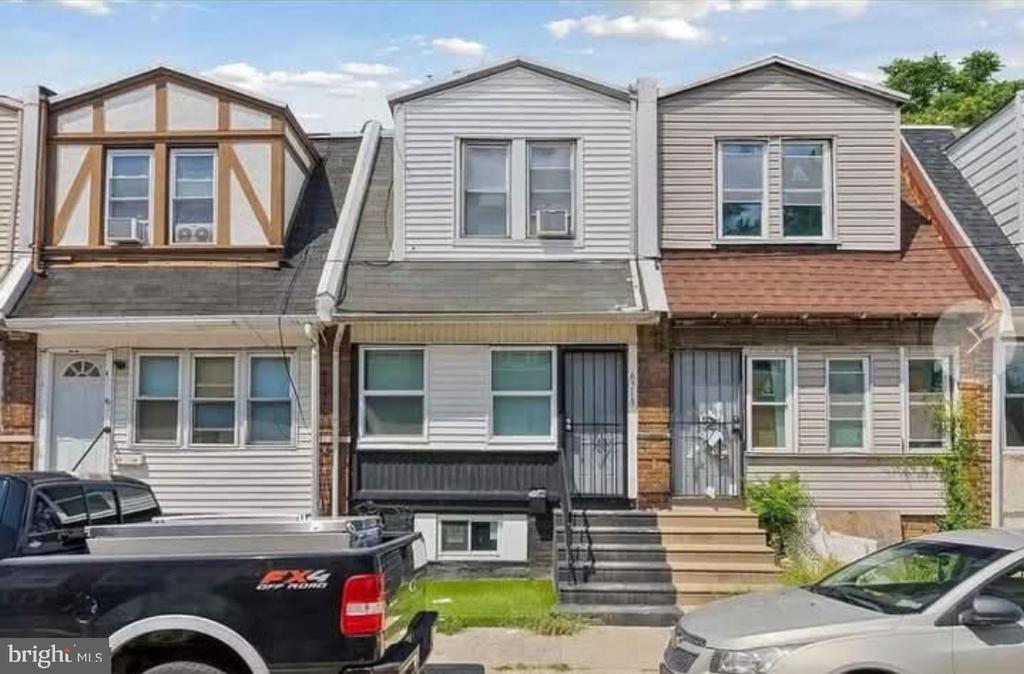 Primary Photo - 6513 Regent St