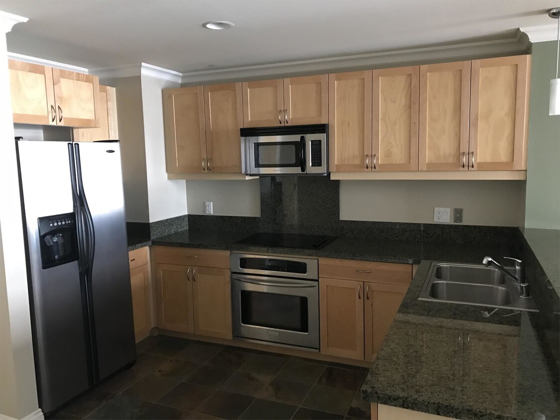 Foto principal - 1150 J St