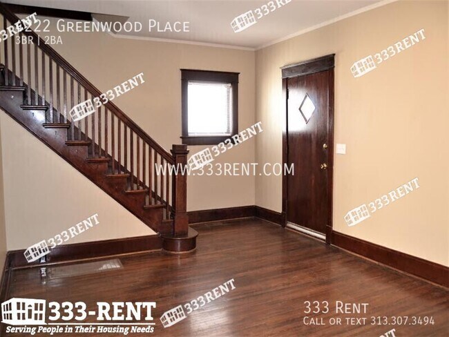 Foto del edificio - 4222 Greenwood Pl