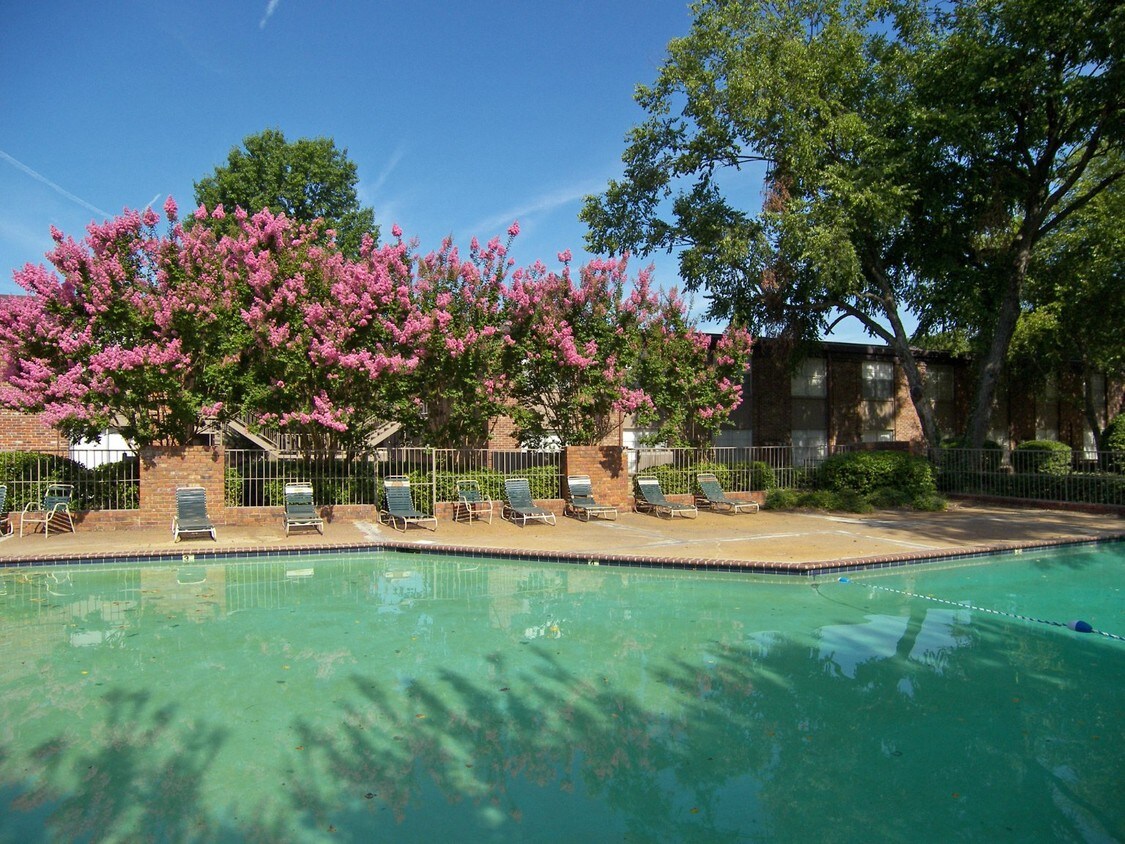 Hillcrest Apartments 4155 East Wind Dr Memphis, TN