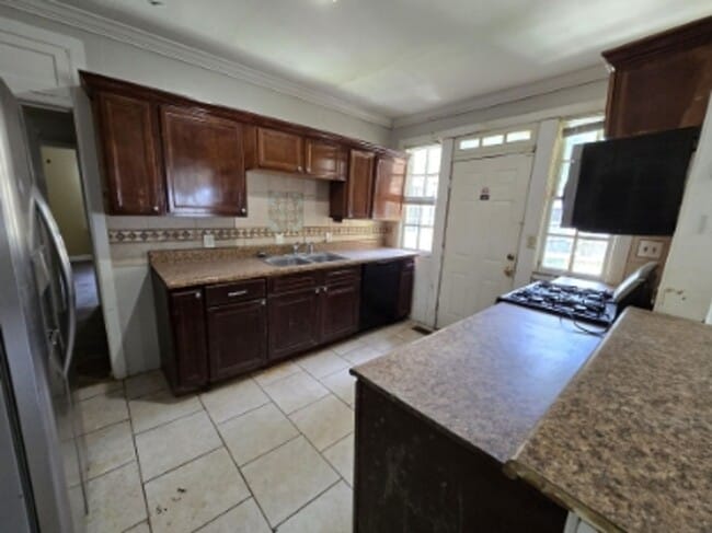 Building Photo - 139 Mt Vernon Dr