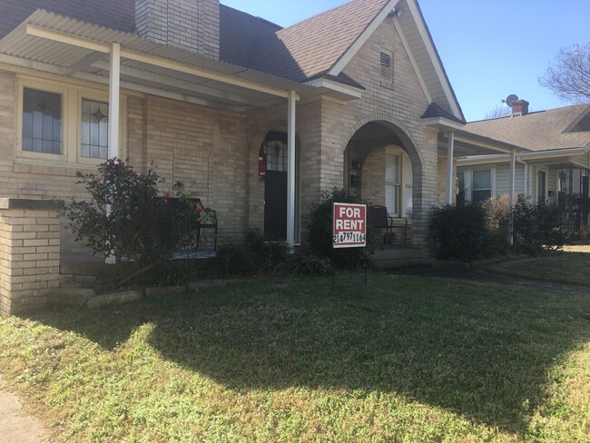 Building Photo - 5936 Velasco Ave
