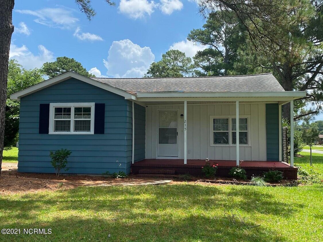 Foto principal - 215 S Lee Ave