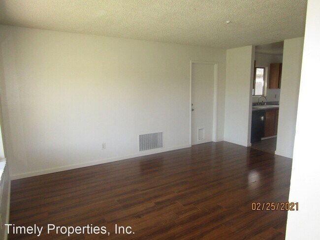 Building Photo - 2 br, 1 bath House - 8375 Lakewood Drive
