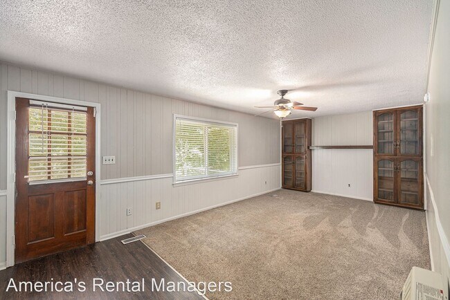 Foto del edificio - 3 br, 2 bath House - 7302 Thomas Hall Drive