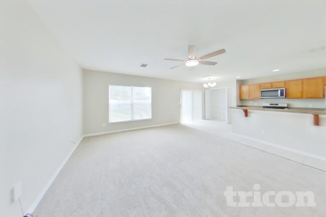 Building Photo - 1708 Portcastle Cir