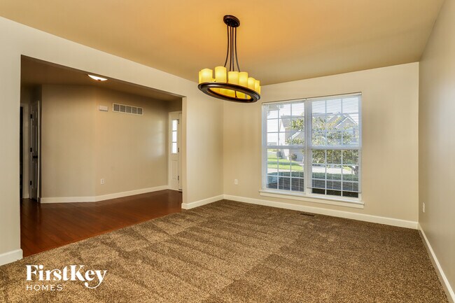 Foto del edificio - 1702 Briarmanor Dr