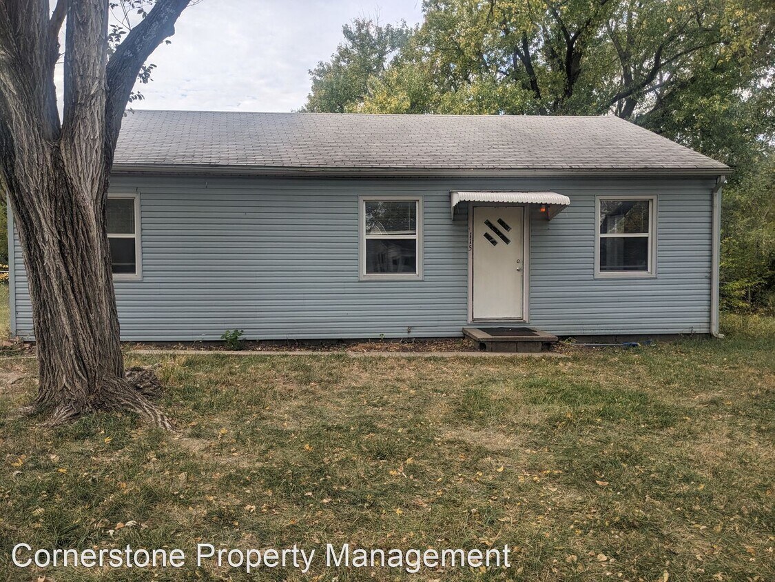 3 br, 1 bath House 115 Flint St House Rental in Junction City, KS