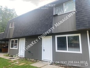 Building Photo - 1504 Sunset Ave