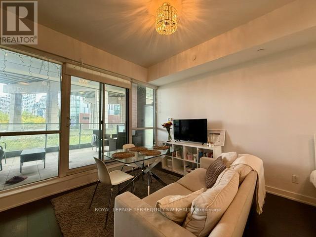 Photo du bâtiment - 50 Bruyeres Mews