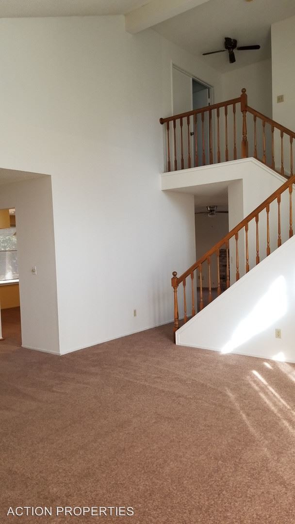 Building Photo - 4 br, 2.5 bath House - 8137 Great House Way