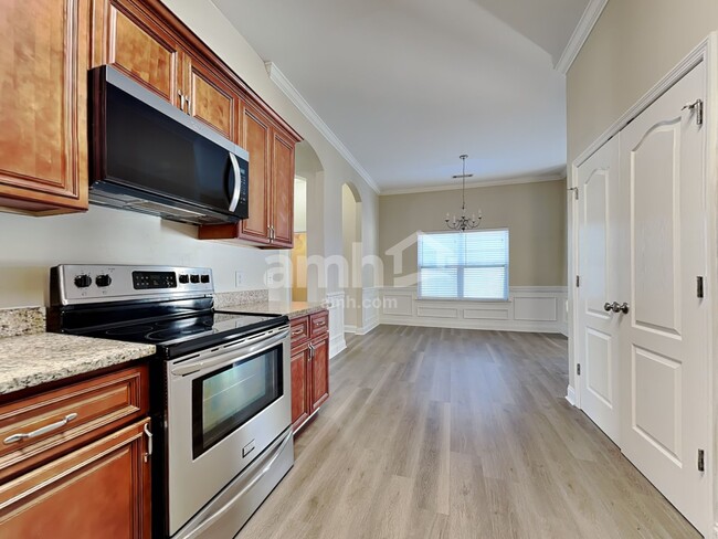 Building Photo - 515 Flat Rock Ter