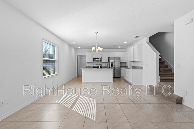 Building Photo - 675 Belgrove St