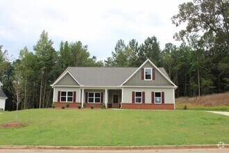 Building Photo - 100 Hawthorn Ln