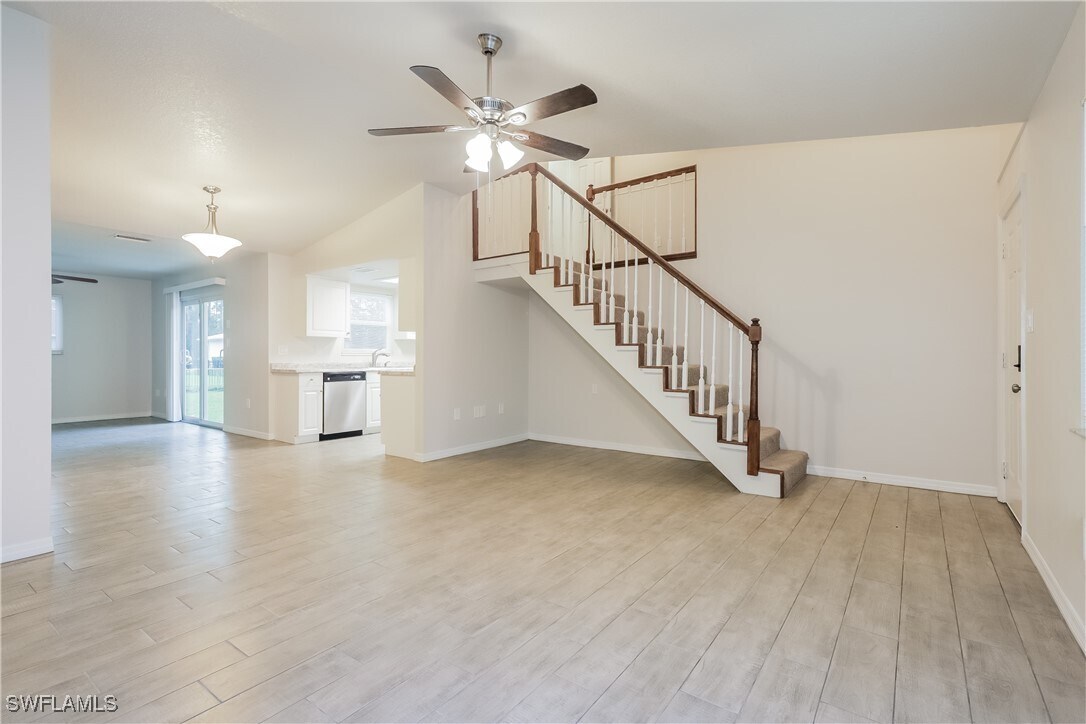 Foto principal - 21200 Argyle Ave