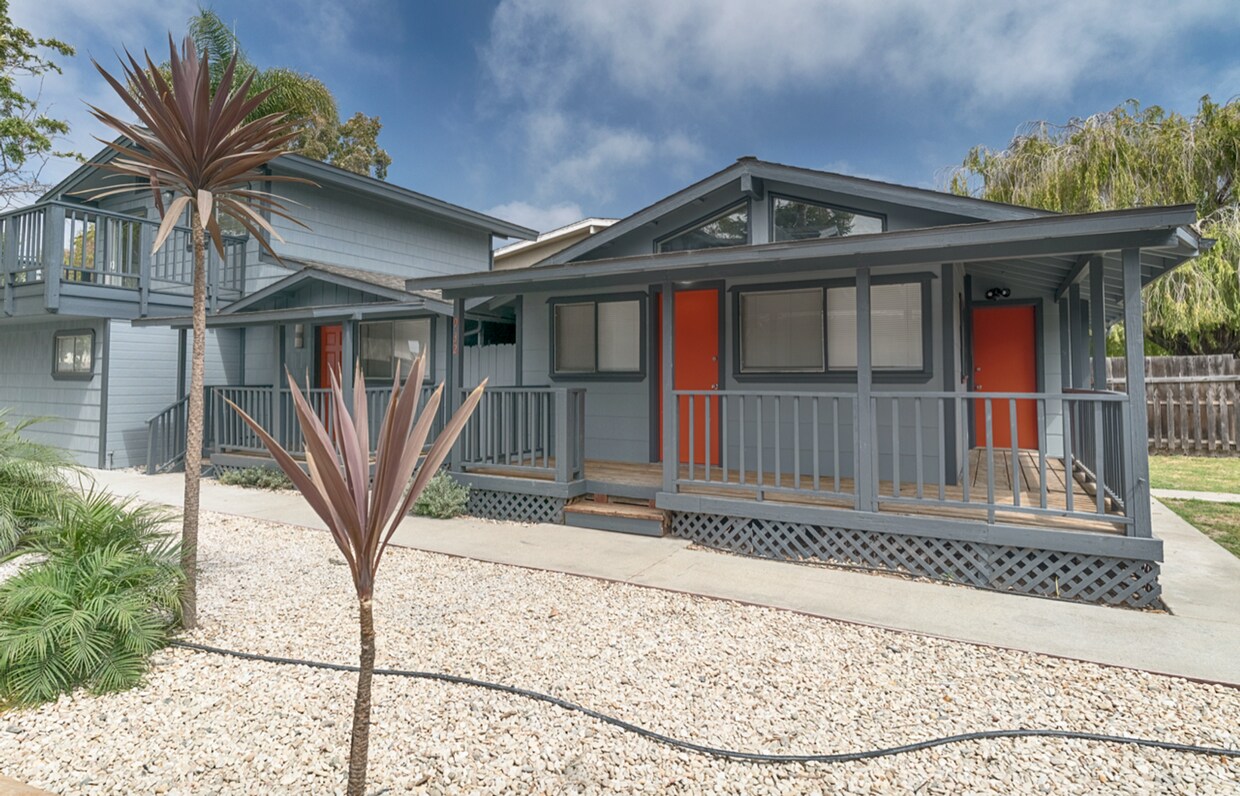 Primary Photo - 1 Bedroom/1 Bathroom - Isla Vista