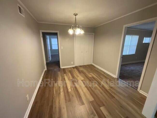 Foto del edificio - 2714 Green Oaks Dr