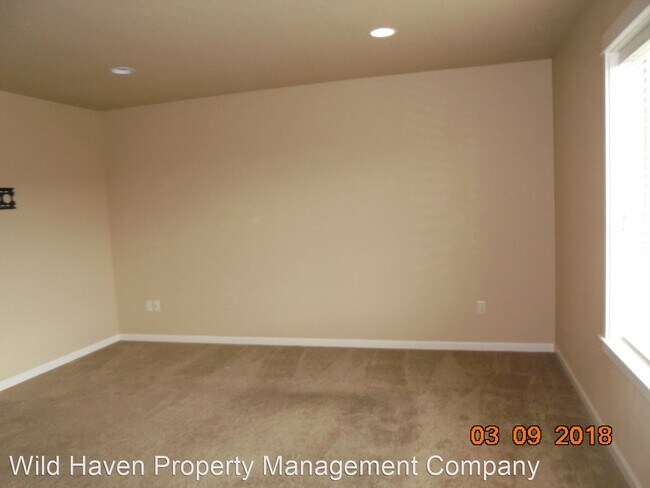 Foto del edificio - 2821 Hidden Meadow Dr