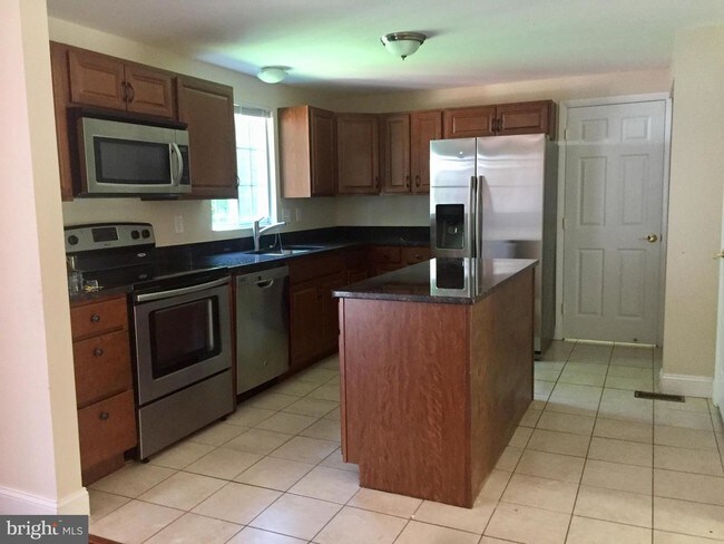 Building Photo - 8113 Brucar Ct