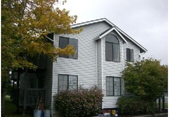 Building Photo - Bellingham 4-Plex