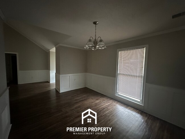 Foto del edificio - 968 Boones Hollow Dr