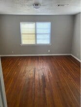 Building Photo - 123 Wingate Rd