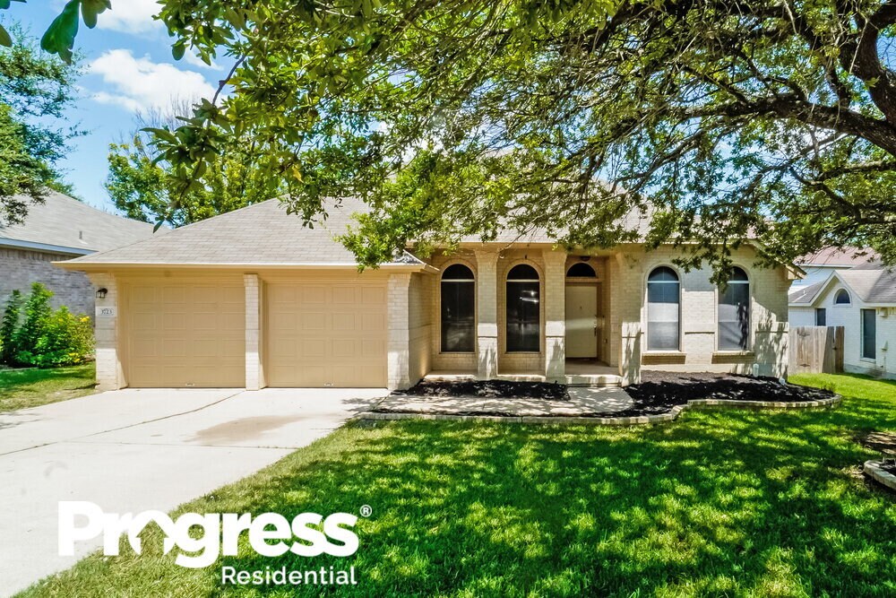 Primary Photo - 3723 Eagles Nest St