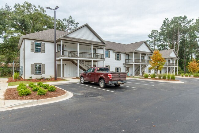 Foto del edificio - 2 Bedroom 2 Bathroom Apartments close to VSU