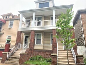 Building Photo - 9459 Mitchell St