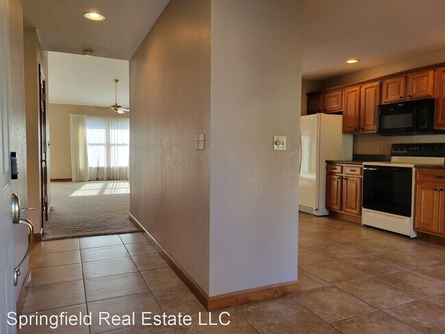 Building Photo - 2 br, 2 bath House - 3207 Red Oak Lane