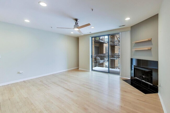 Foto del edificio - 1720 Oak Ave