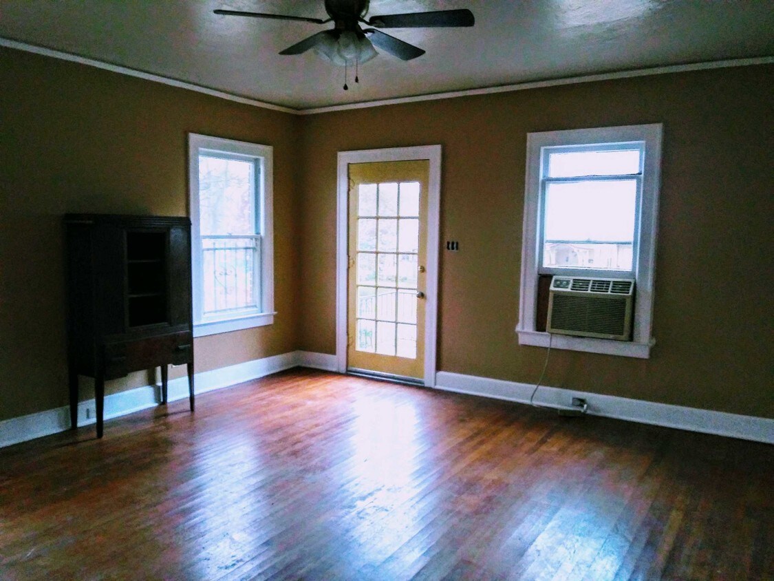 426 W Huisache Ave, San Antonio, TX 78212 Apartments in San Antonio