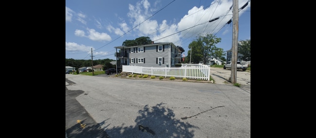 Building Photo - 11 Stoughton Ave