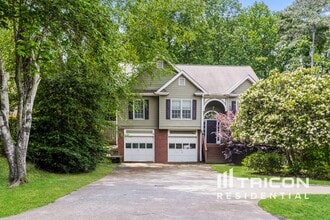 Building Photo - 2875 Lanier Beach South Rd