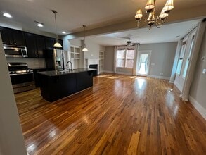 Building Photo - 110 Ellsworth Manor Dr