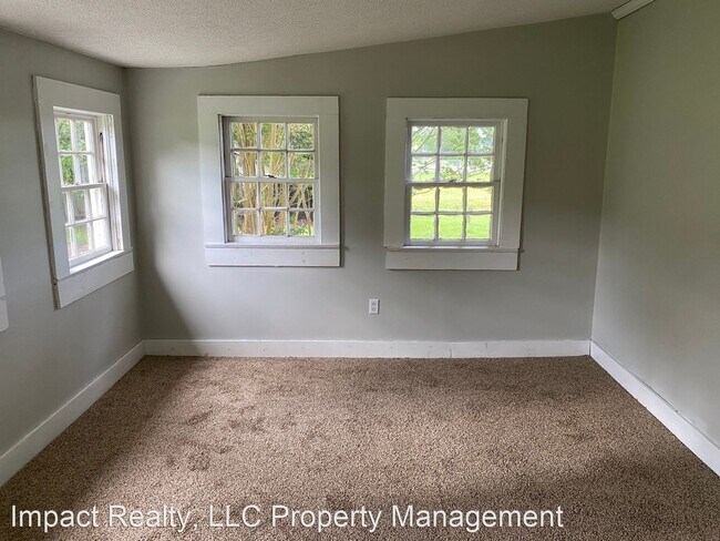 Building Photo - 3 br, 1 bath House - 1018 Lonesome Bend Road