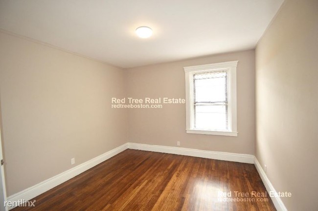 Foto del edificio - 4 br, 1.5 bath Apartment - 42 Waverly St