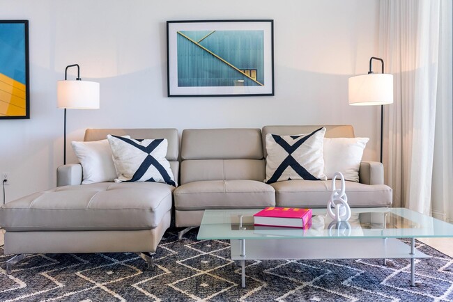 Building Photo - 226  Ocean Drive 4c Miami Beach Fl 33139