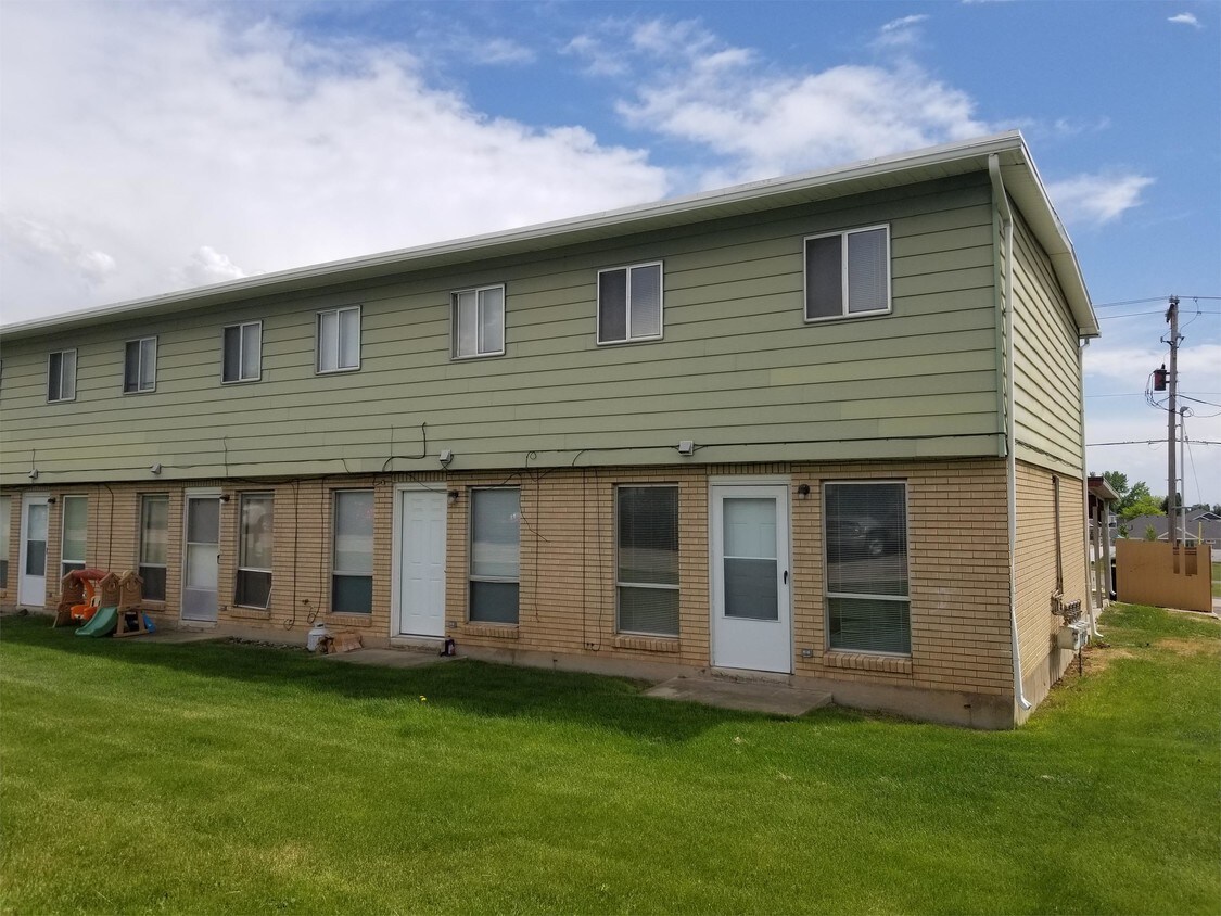 1243 E Gordon Ave Unit 1243, Layton, UT 84040 Apartment for Rent in