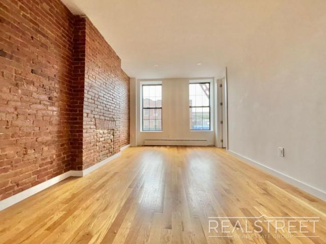 Foto del edificio - 3 bedroom in Brooklyn NY 11221