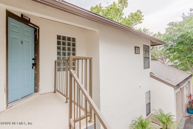 Foto del edificio - 10150 Belle Rive Blvd